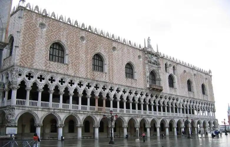 威尼斯总督府图册_360百科