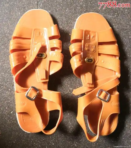 5品￥5099怀旧:凉鞋一双7品￥60