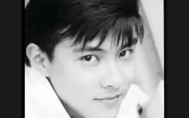 张卫健早年有多帅?别说女的了,我男的也流口水!(王子公主关注我)