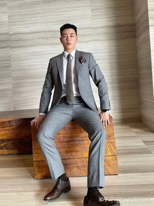 35岁小叔的回忆录 的想法: 深度正装控的福音 #帅哥# #正装# #西装