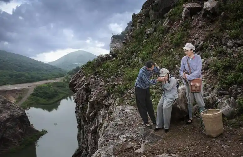 摄影故事片《突围》
