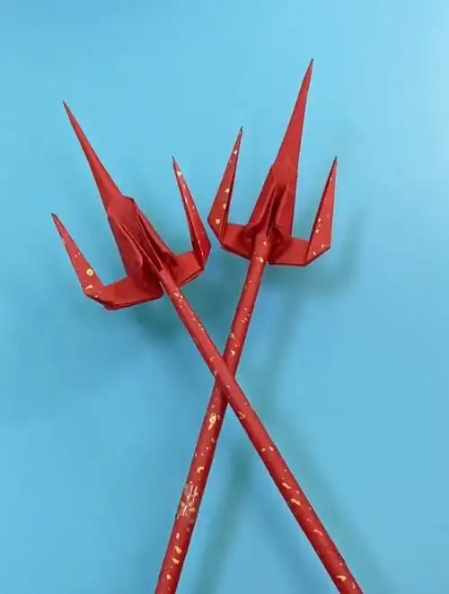 帅气的手工折纸三叉戟,一起来折吧-度小视