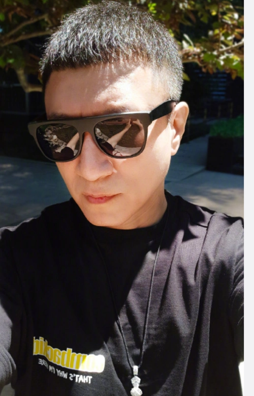 极限挑战:孙红雷帅气回归,盯上迪丽热巴,取名"巴巴"真热情!