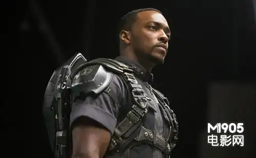 《美队2》"猎鹰"谈角色 与队长暗中"较劲"