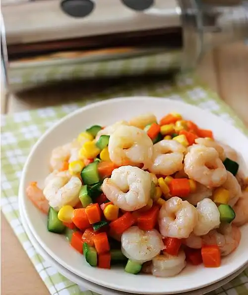 三色炒虾仁_三色炒虾仁做法大全_三色炒虾仁家常做法-好厨网