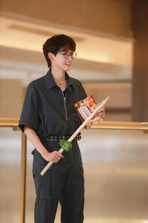 唐九洲超话96#唐九洲一起撸串吧#北方烤串亟待解锁