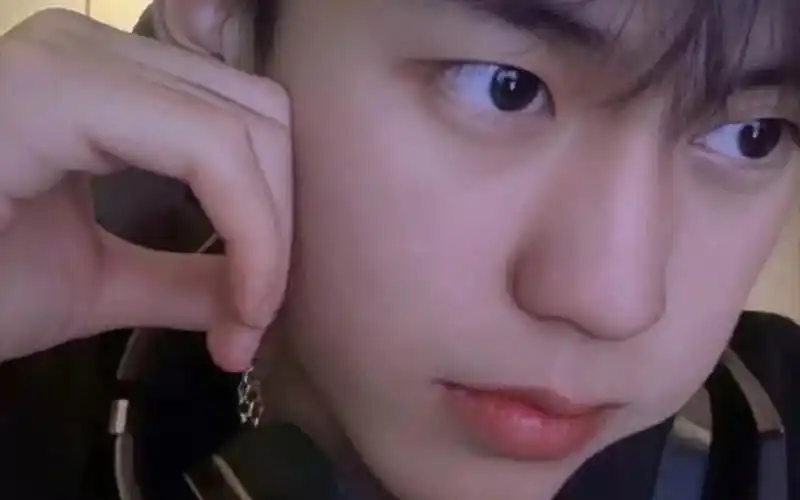 余庆伟21920日直播录屏第2part