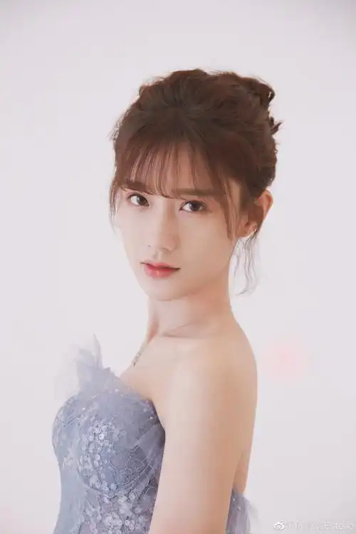 陈意涵estelle超话这是一条树洞博,是陈意涵女士和意中人或看到这条