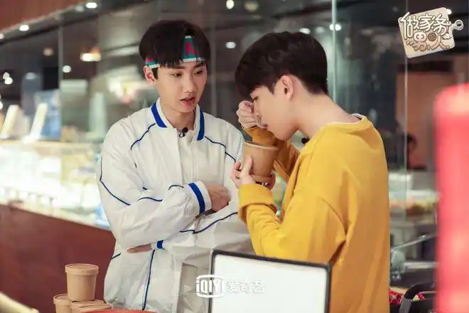 《做家务的男人》汪苏泷尤长靖日常互怼 吐槽之外也有温情弥漫