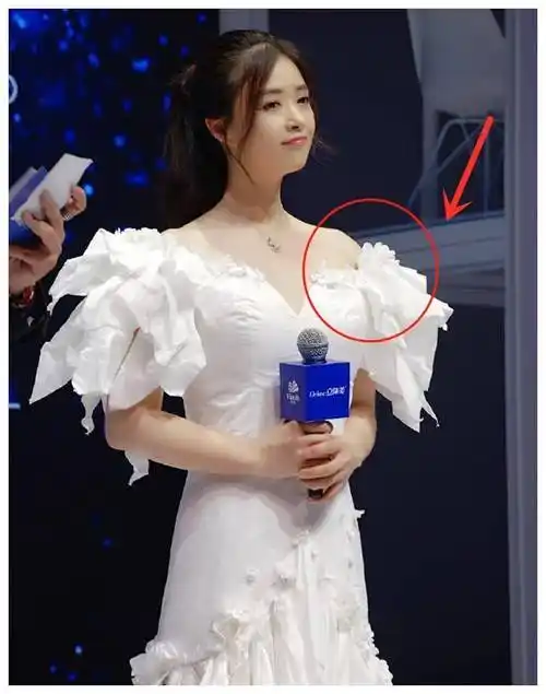 140斤蒋欣穿出90斤,成功脱离微胖界!_苹果_衣服_身材