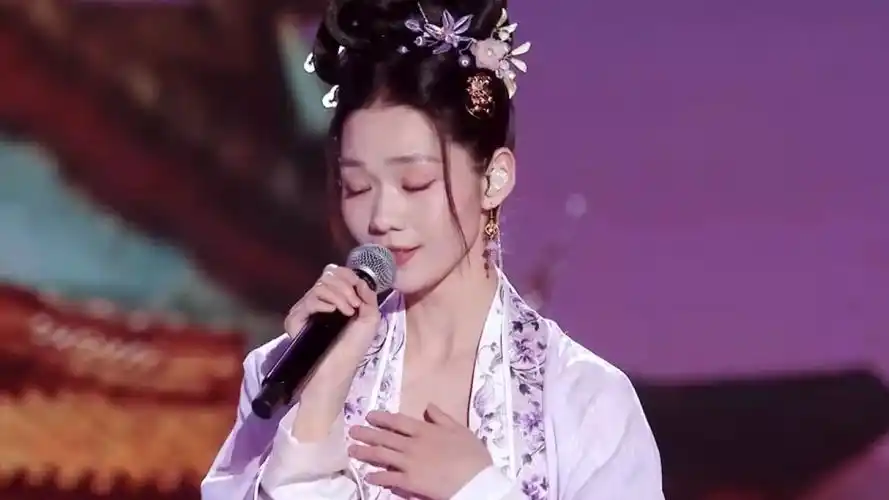 段奥娟古装造型搭配空灵嗓音好梦幻!