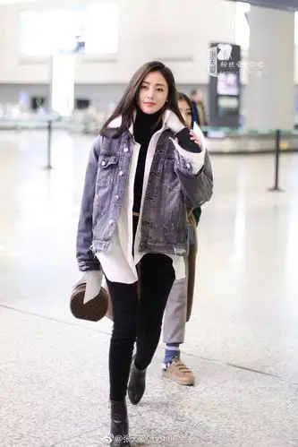 机场照,巧笑嫣然,甜美动人,温暖寒冬|张天爱|嫣然|机场_新浪新闻