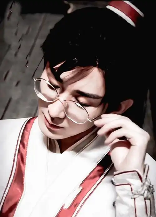 成毅西装金丝眼镜半永久##南风知我意