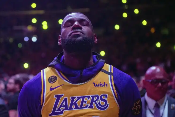 lebron james 勒布朗·詹姆斯 - 堆糖,美图壁纸兴趣社区