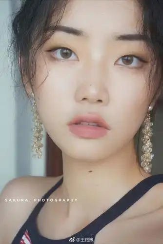 不是想说单眼皮不好看也不是想说单眼皮多高级就是希望给大家做个单