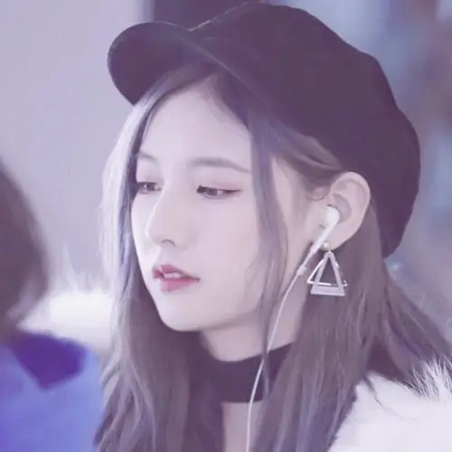 赵粤头像/by沈灿阳