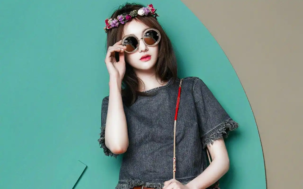 郑爽性感杂志大片写真高清桌面壁纸