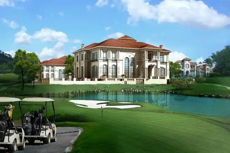 洞阳光高尔夫球场盎然风光,酒店于一体,享受墅区内约10000﹐温泉会所