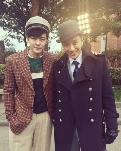 乔任梁原来人缘那么好,看到下面照片,心好酸