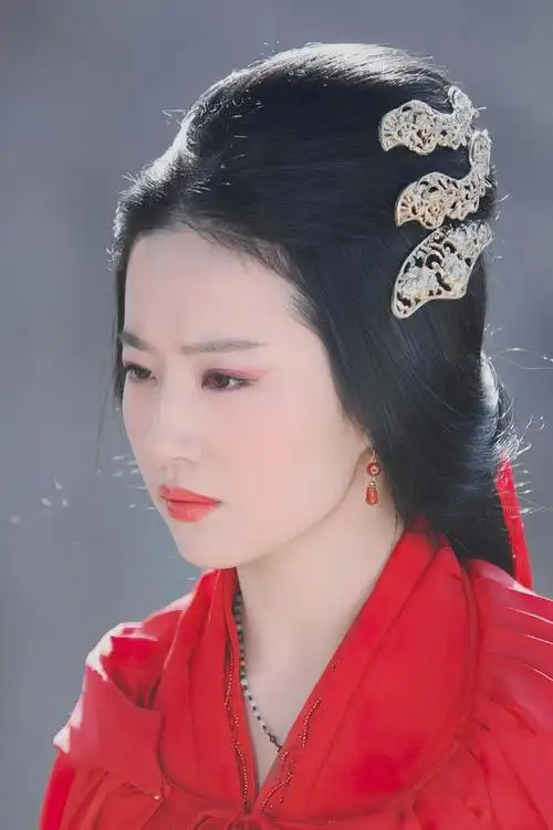 《铜雀台》中的刘亦菲,翩若惊鸿,美得让人惊艳