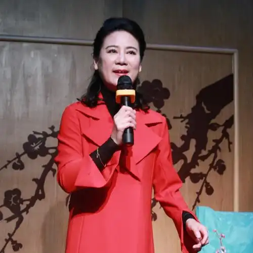 致敬越剧人钱惠丽的越剧人生这个女人有点帅