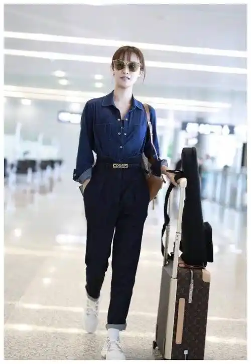 原创蓝盈莹39码的脚还穿15cm短的鞋不嫌疼快让曹骏买一双