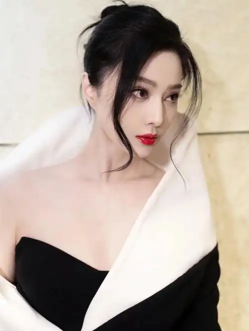 范冰冰最新东京活动造型真是美翻啦