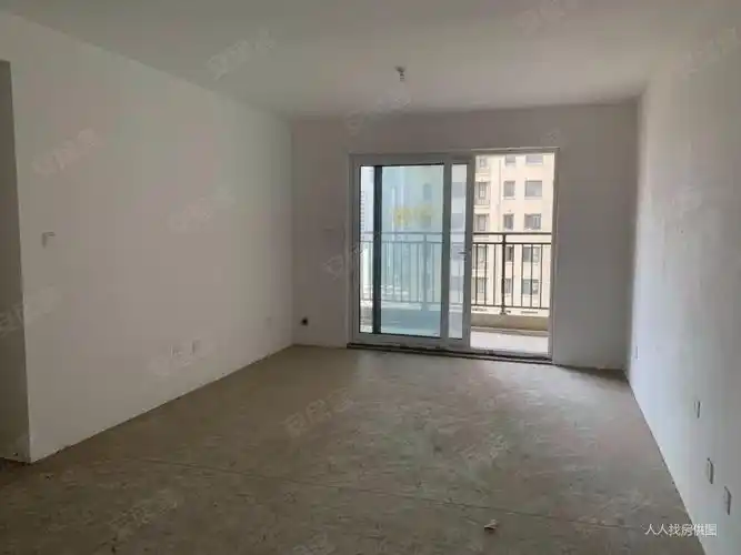 怡景嘉园 单价六千多 大四室 三室朝阳 东边户 中间楼层