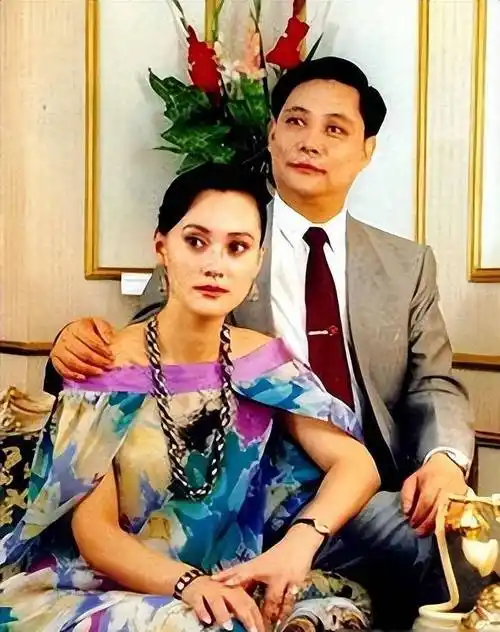 大宋佳:丈夫患病带女儿离开,转身赴美国嫁地产大亨,现状如何?