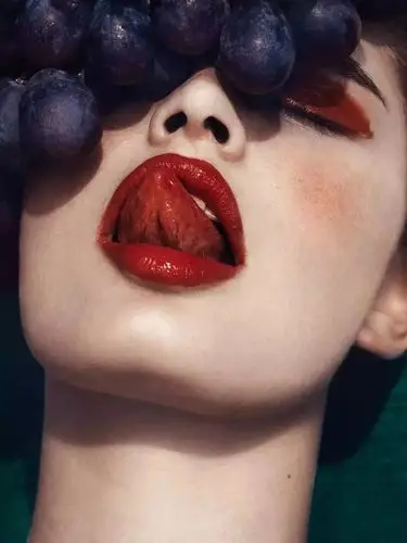 当女摄影师好色起来……真让人脸红心跳