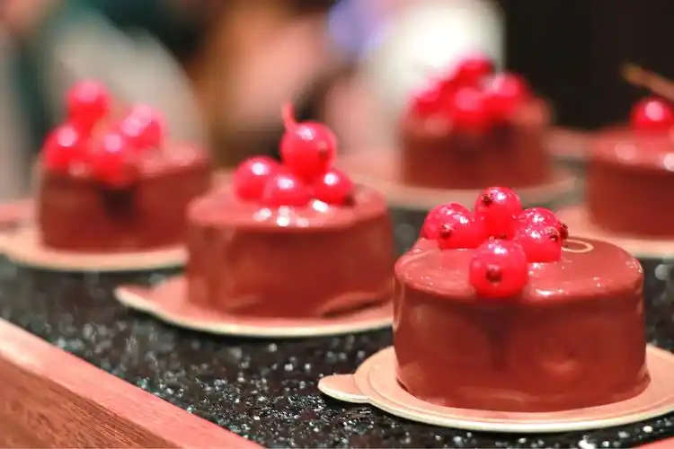 冷餐会.现场光线太暗,尽己所能吧