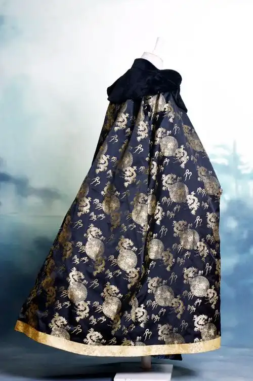 七七坊华汉服古装秋冬季款保暖皇帝男士毛领披肩斗篷披风无帽长款