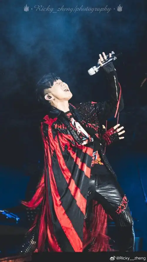 jj林俊杰圣所世界巡回演唱会