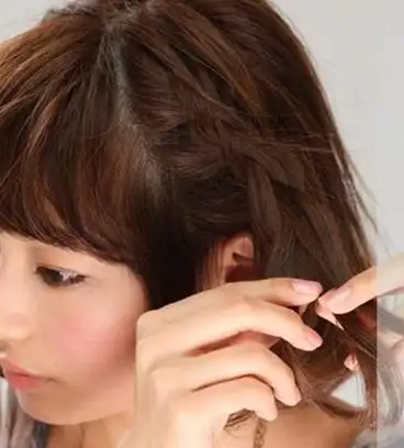 短发扎什么发型好看2款简单好看的短发扎发教程