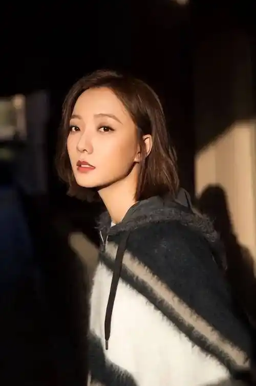 王珞丹:39岁仍然孤身一人不结婚,她到底想要什么_李光洁_俩人_因为