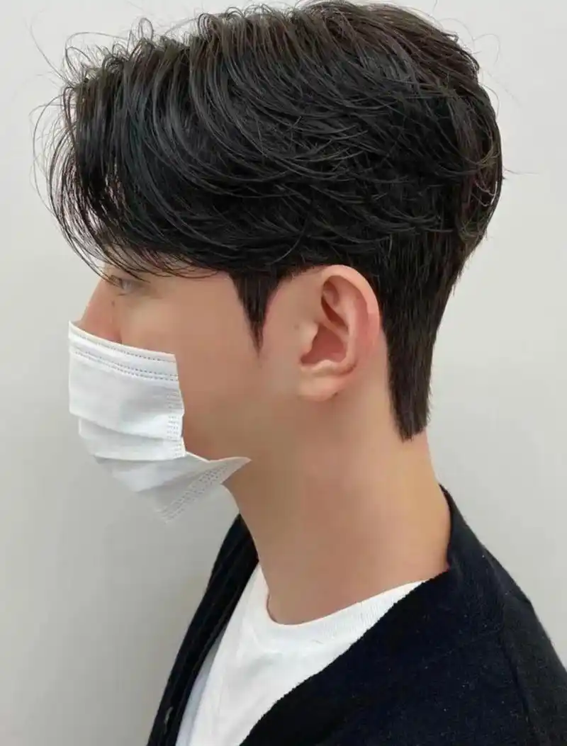 韩系简约干净高级男生小背头女生都喜欢