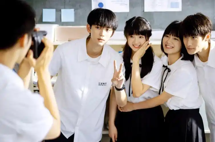 又一青春校园剧来袭,帅哥美女搭档,终于有剧可追了