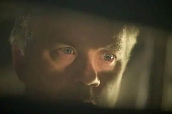 电影《世界之战》剧照,特写镜头.