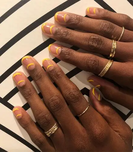 邯郸美甲科普小知识,适合短指甲的创意,看完真是值得收藏