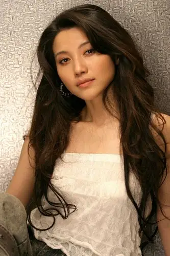 《谁为爱情买单》热播 颜炳燕遭媒体"追杀"