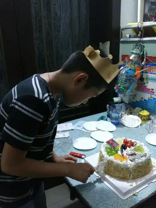 谢林轩12周岁生日图片集景