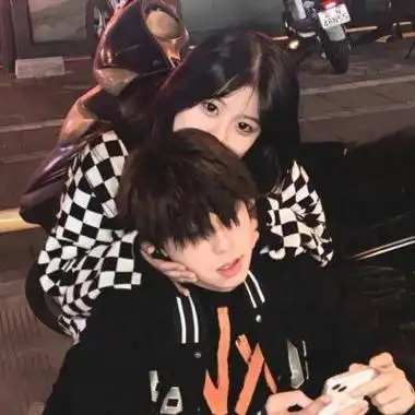 情侣头像霸气超拽社会一人一张,又酷又飒的情侣头像 _ qq昵称大全