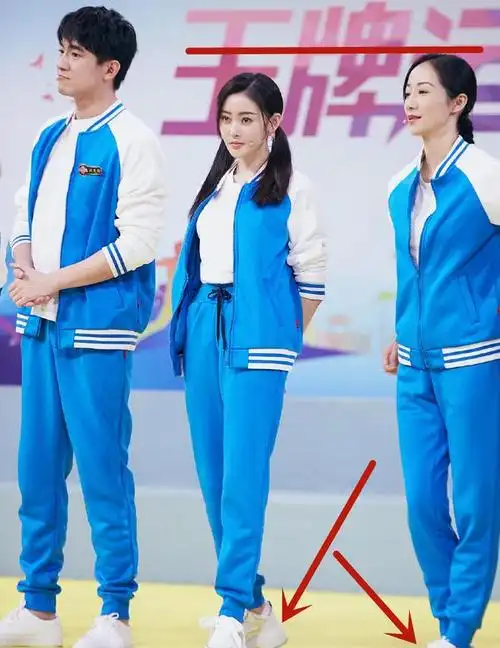 当168的张天爱遇上170的韩雪网友鞋底那么高这身高也就160