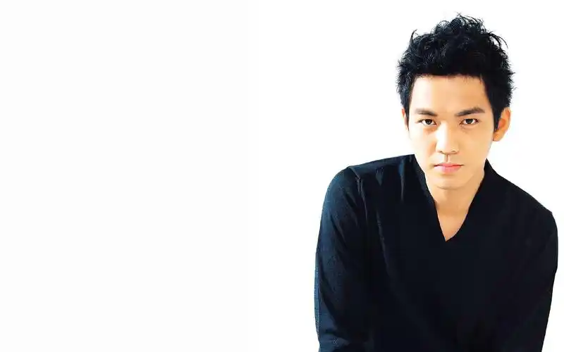 钟汉良桌面壁纸之高清大图