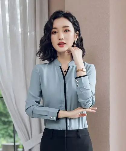 四五十的女人,公司年会穿,换上新款时尚职业装,款款惊艳