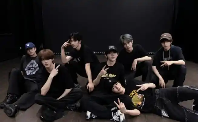 时代少年团半秒三连拍