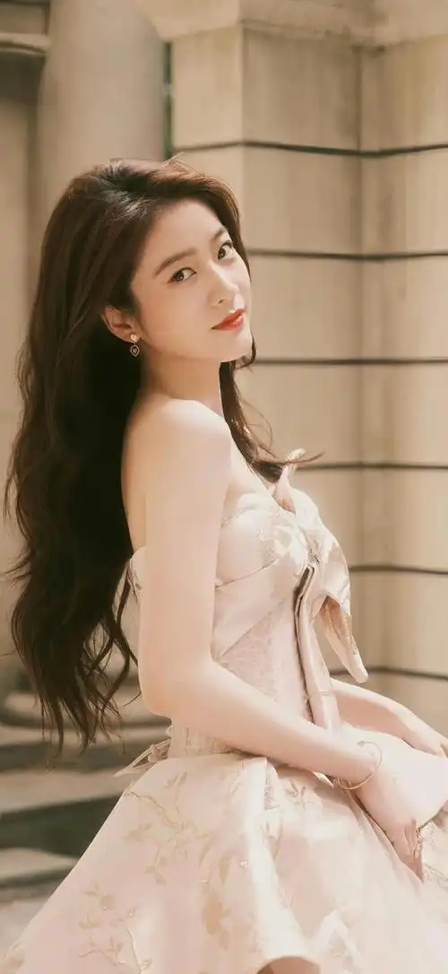 张雪迎高清写真