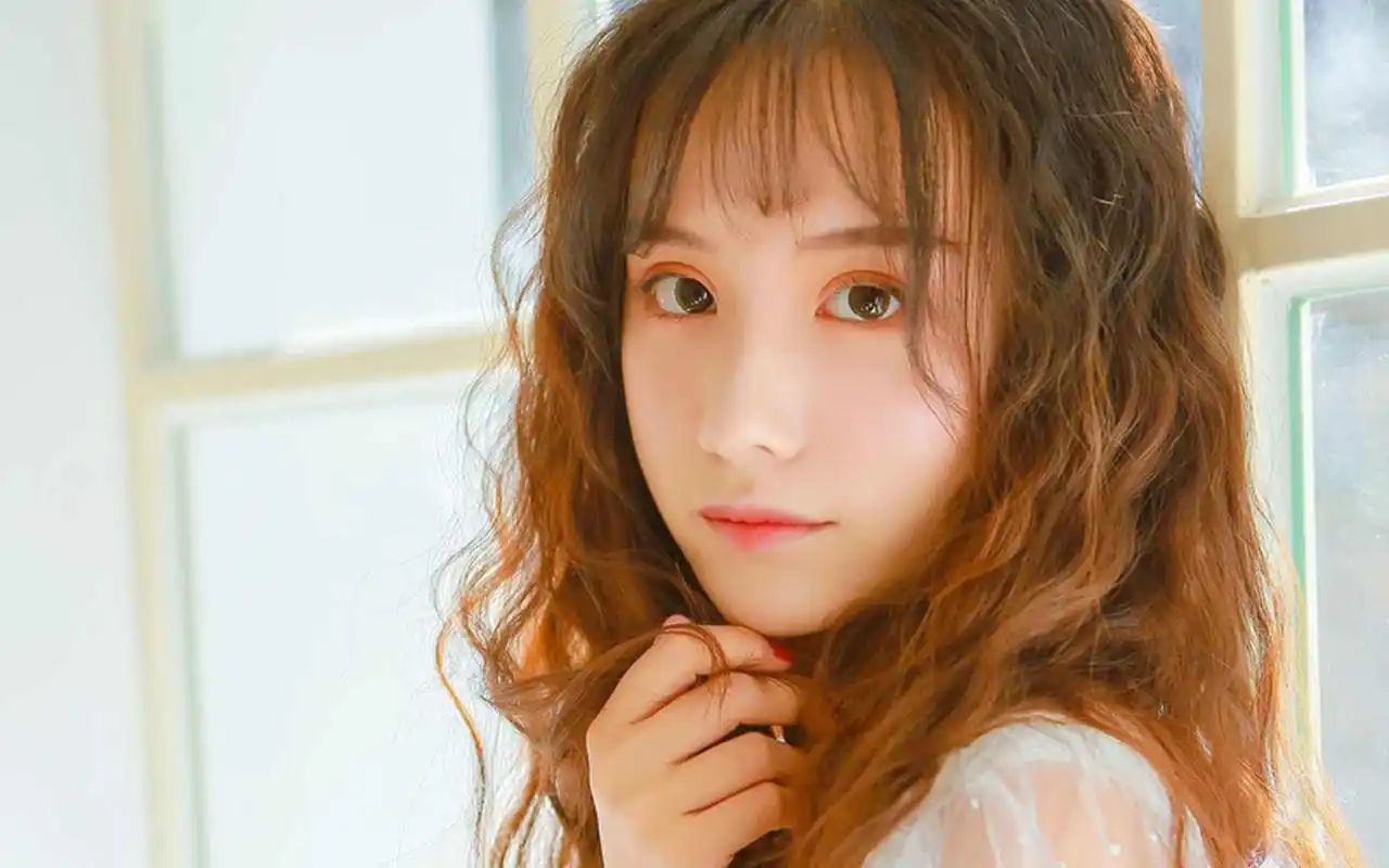 嫩模刘飞儿性感泳装写真电脑壁纸高清大图预览1920x1080_美女壁纸下载