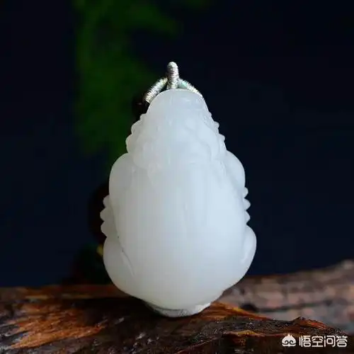 男人带什么玉吊坠好,适合男士佩戴的玉石首饰有哪些?