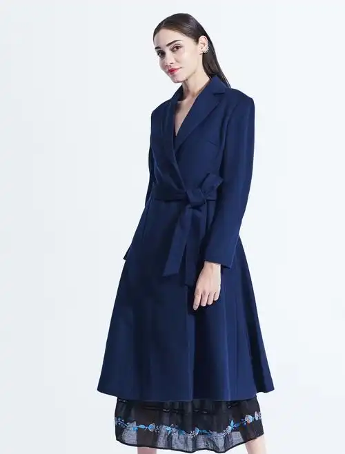 藏蓝色羊绒大衣